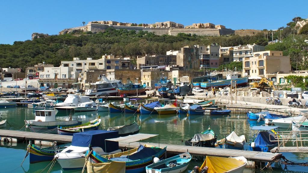 Fort Chambray Apartment Għajnsielem Екстериор снимка