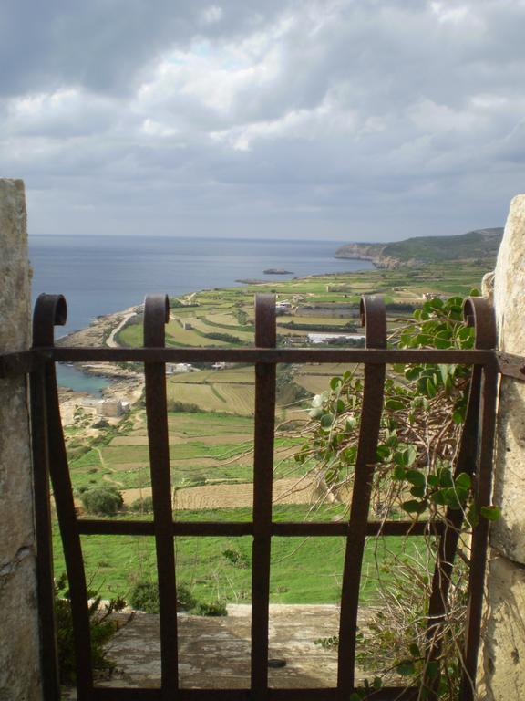 Fort Chambray Apartment Għajnsielem Екстериор снимка